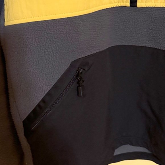 North Face Steep Tech Pullover - Picture 3 of 5